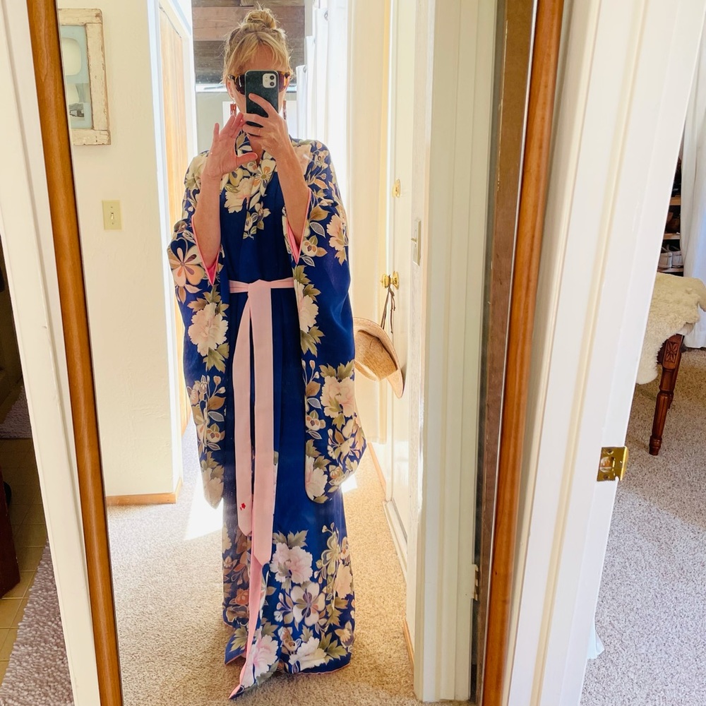 Authentic Kimono, handmade, silk, extra long | L